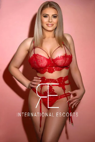 Brand new profile picture of a busty London escort named Addison 