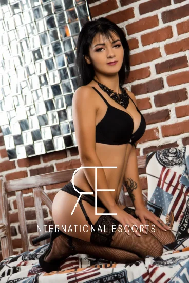 Eastern European escort in London named Kiki 