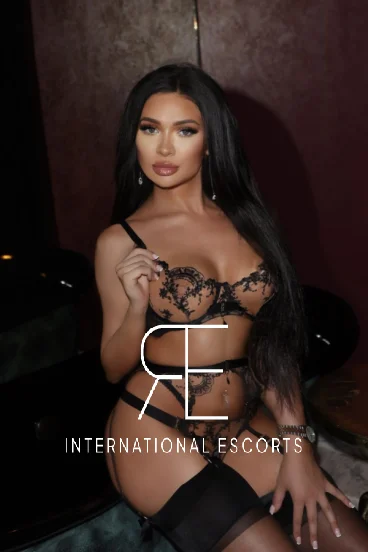 A profile picture of a sexy London escort named Sierra Rose