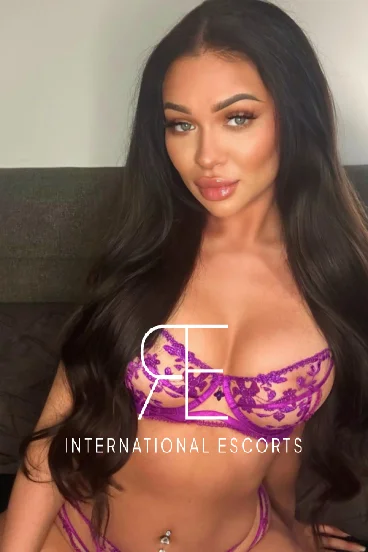 Selfie of Sierra Rose a busty British porn star 