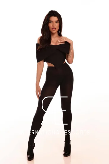 A profile picture of a sexy London escort named Aysha