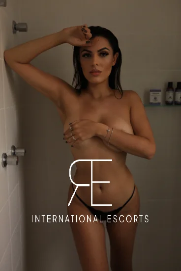TOpless lady