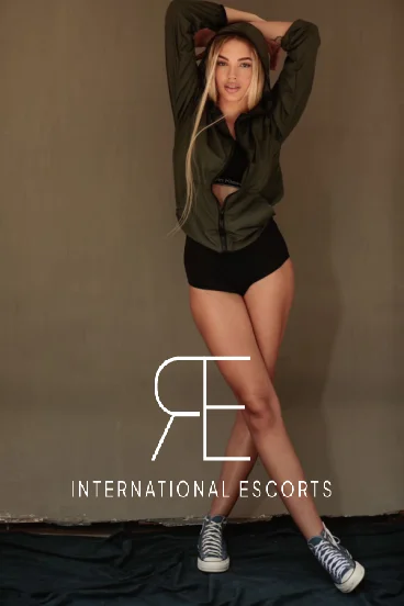 Melissa 20 Brazilian blonde escort Marylebone worldwide GFE companion