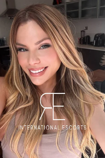 A selfie gallery profile picture of Tallie
