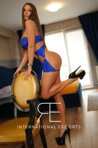 A profile picture of a very sexy brunette London escort named Ocean 