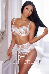 A profile picture of a London escort named Snow 
