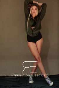 Melissa 20 Brazilian blonde escort Marylebone worldwide GFE companion