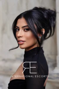Mannu, cosmopolitan Brazilian escort based in Knightsbridge